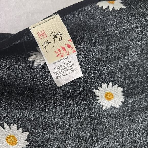 7th‎ Ray Open Front Cardigan Small Oversized Black Daisy Grunge 90s Beach Boho - Picture 6 of 7